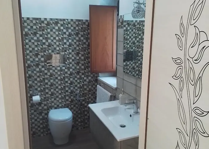 Lux Vera أغروبولي